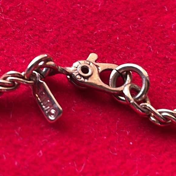 Gold Necklace - Picture 7 of 8